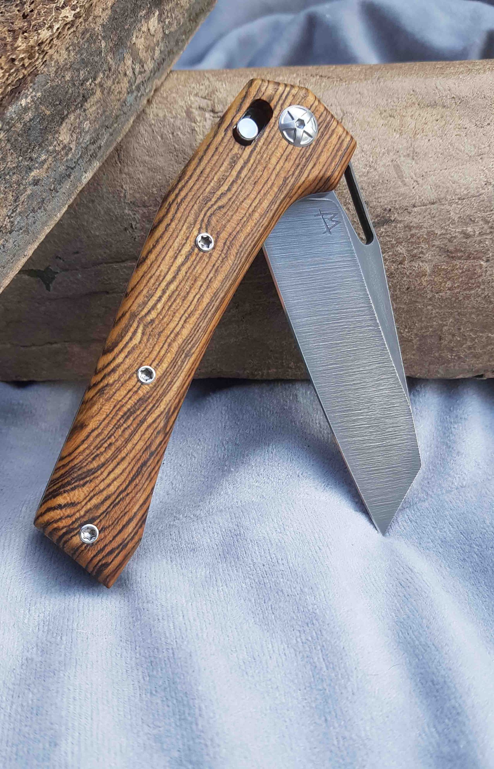 Zavírací nerezový nůž N690 - Axis – Obrázok 5