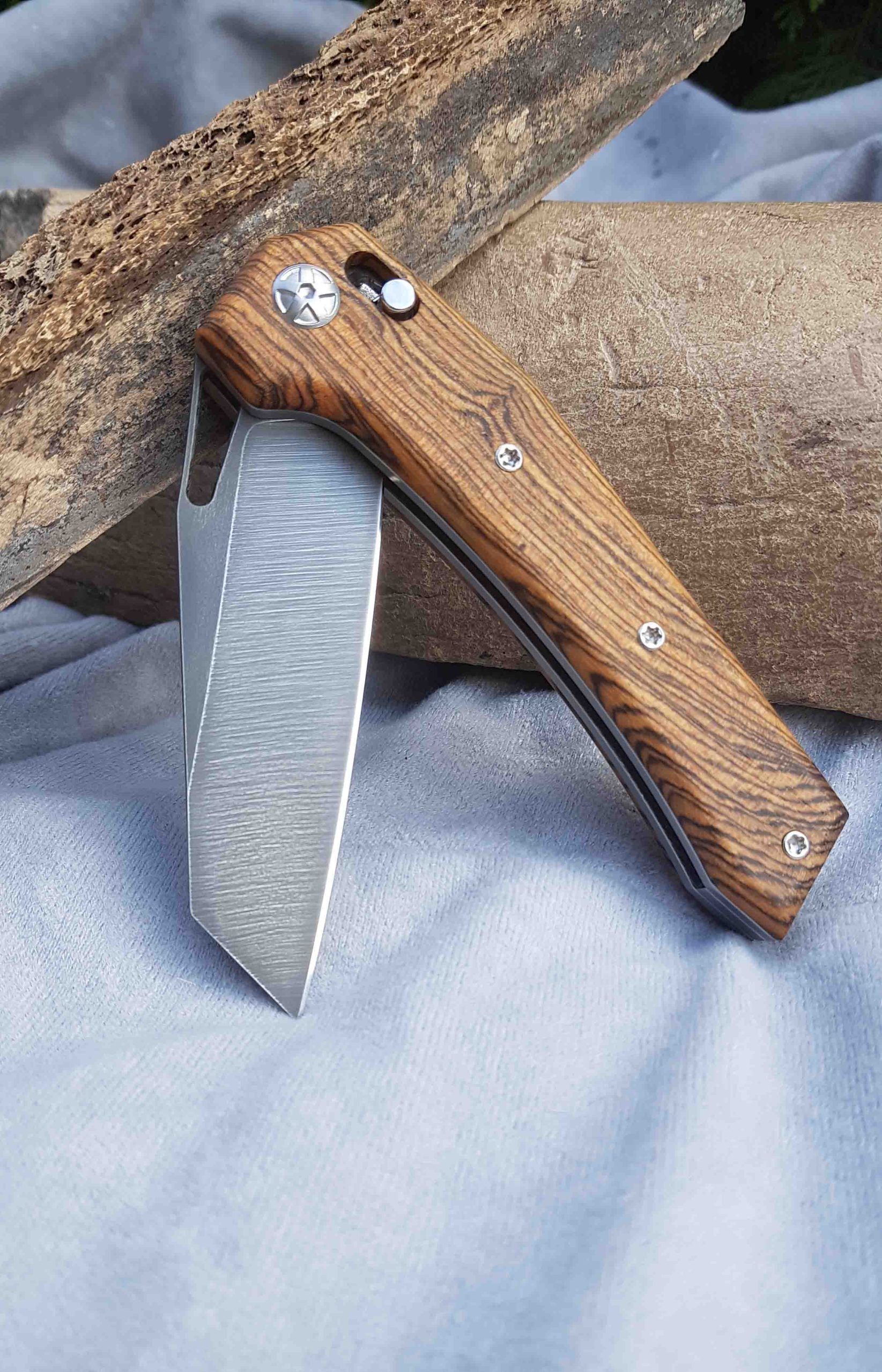 Zavírací nerezový nůž N690 - Axis – Obrázok 6